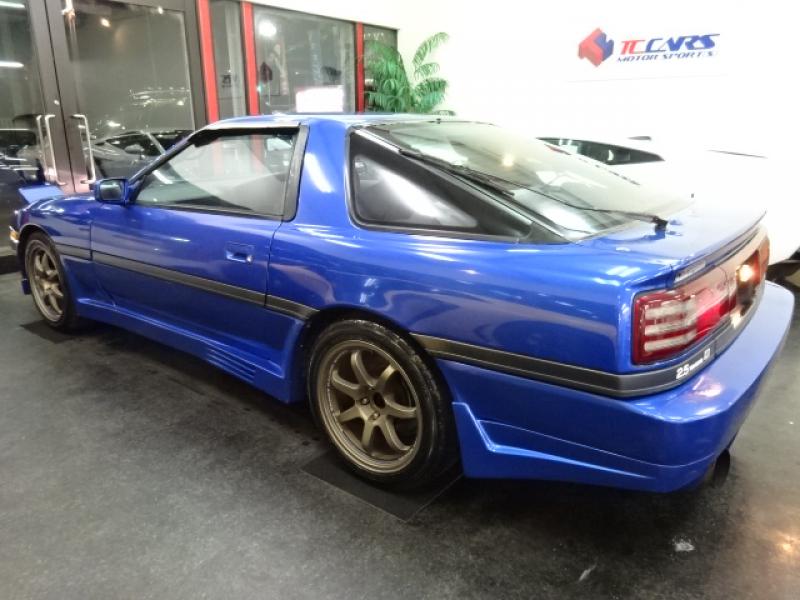 ⭐新品、未開封 オーバーレブ カーチェイサー レーシングカーセット ⭐ 頭文字D オーバーレブ カーチェイサー 湾岸ミッドナイト - メルカリ